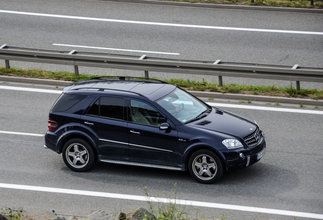 Mercedes-Benz ML 63 AMG W164