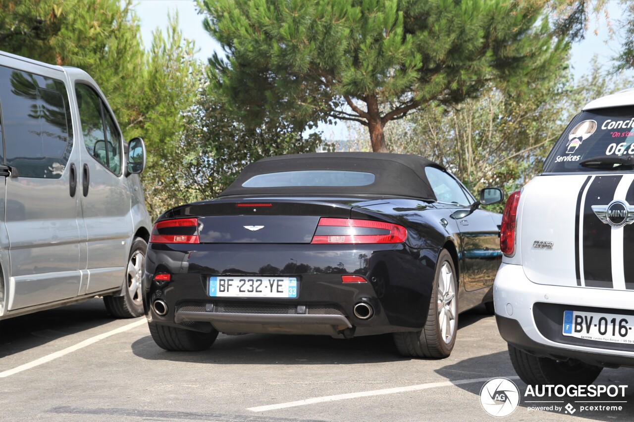 Aston Martin V8 Vantage Roadster