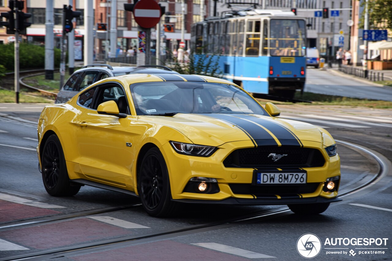 Ford Mustang GT 2015