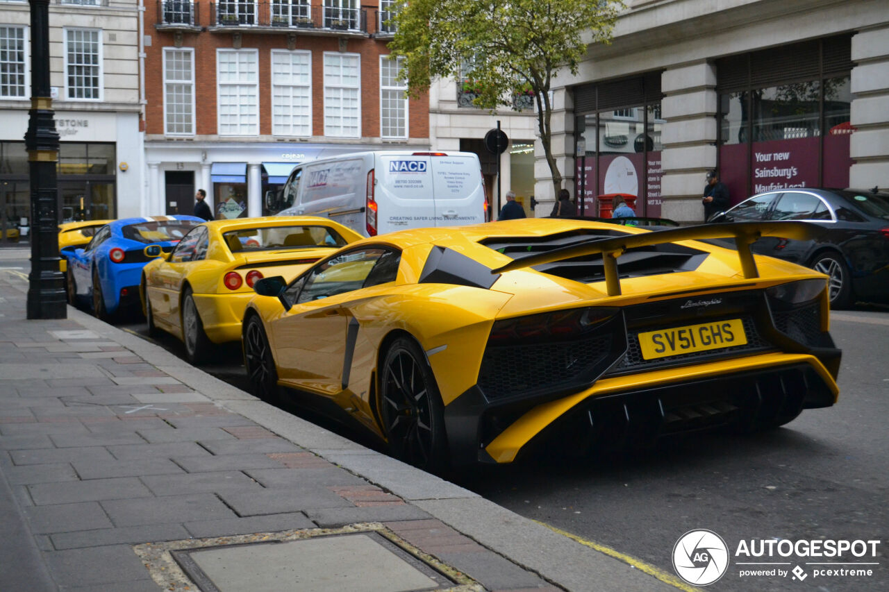 Lamborghini Aventador LP750-4 SuperVeloce