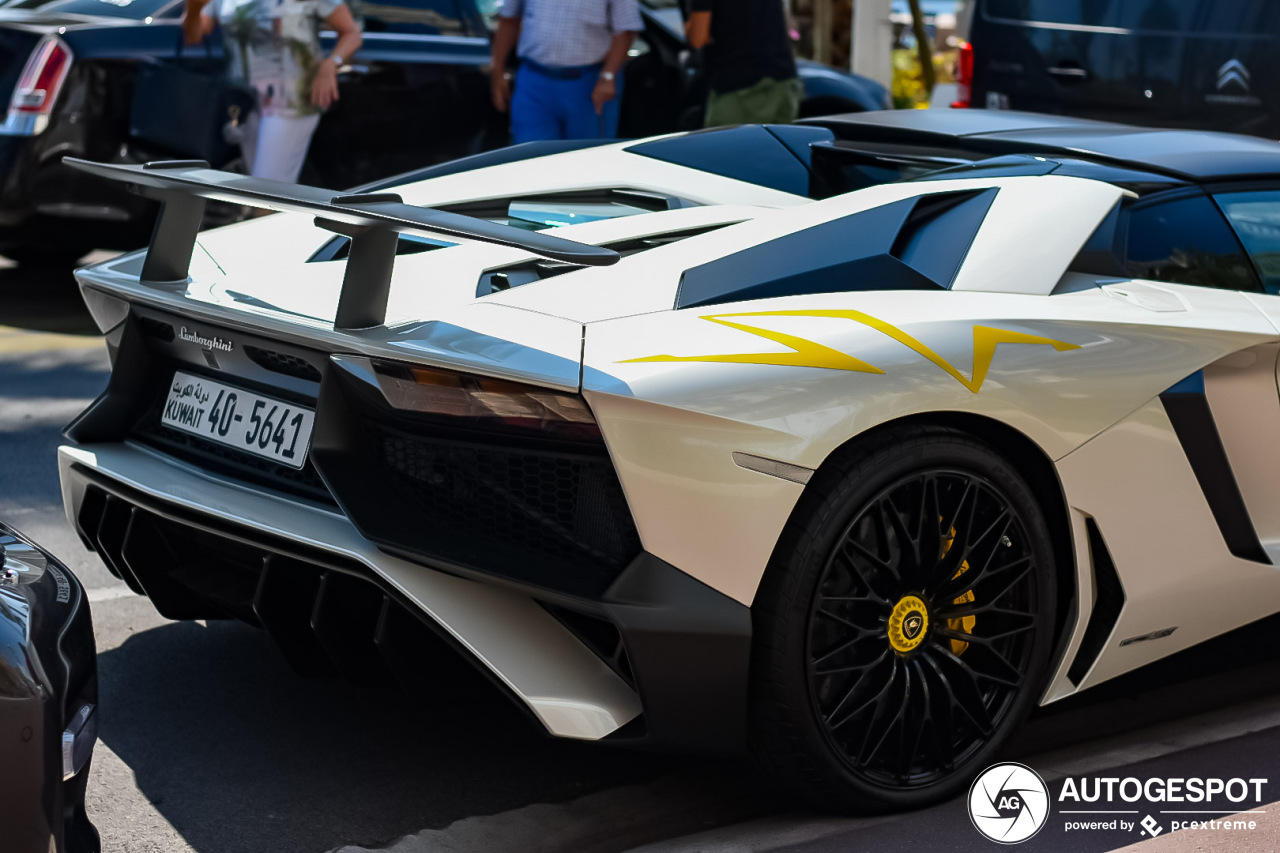 Lamborghini Aventador LP750-4 SuperVeloce Roadster