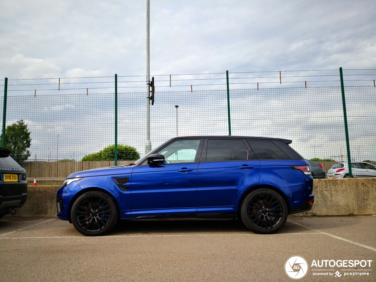 Land Rover Range Rover Sport SVR