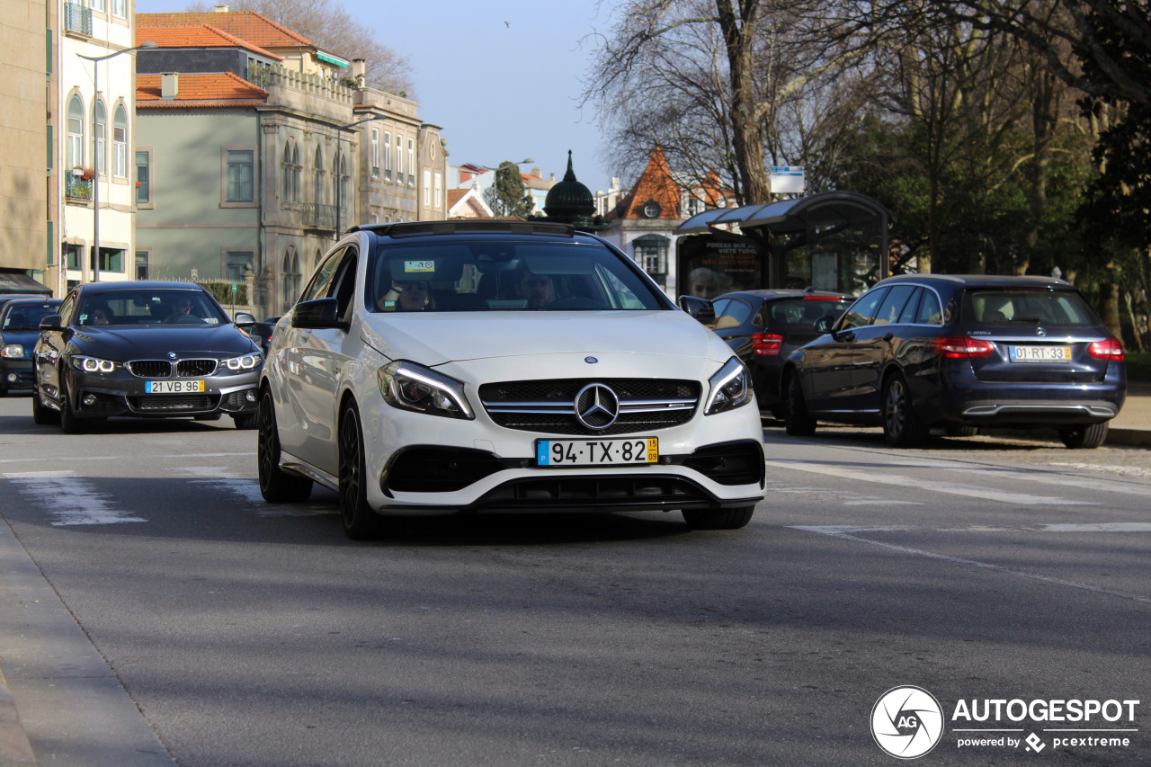 Mercedes-AMG A 45 W176 2015