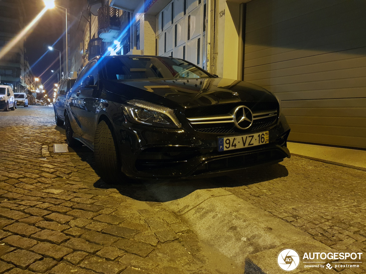 Mercedes-AMG A 45 W176 2015