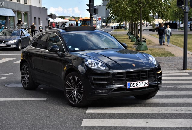 Porsche 95B Macan Turbo