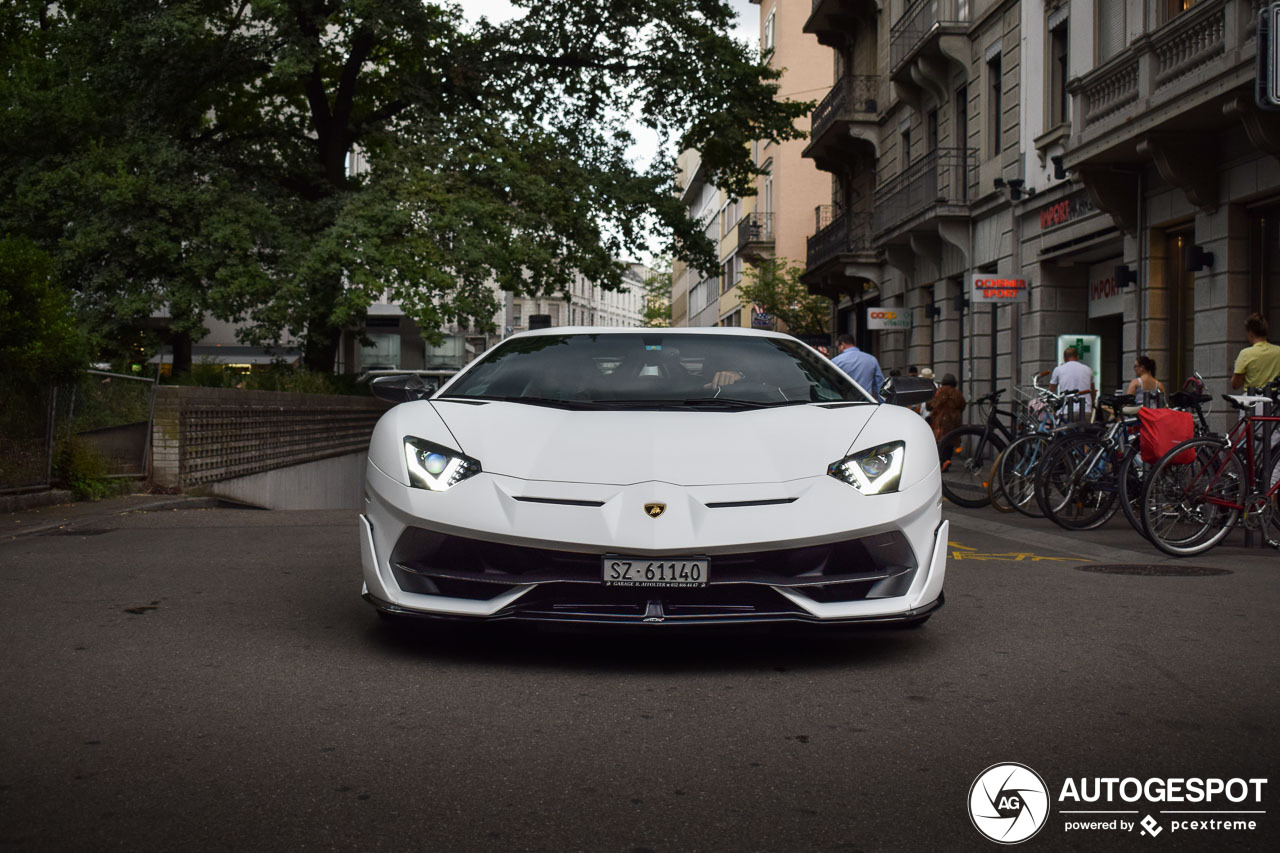 Lamborghini Aventador LP770-4 SVJ