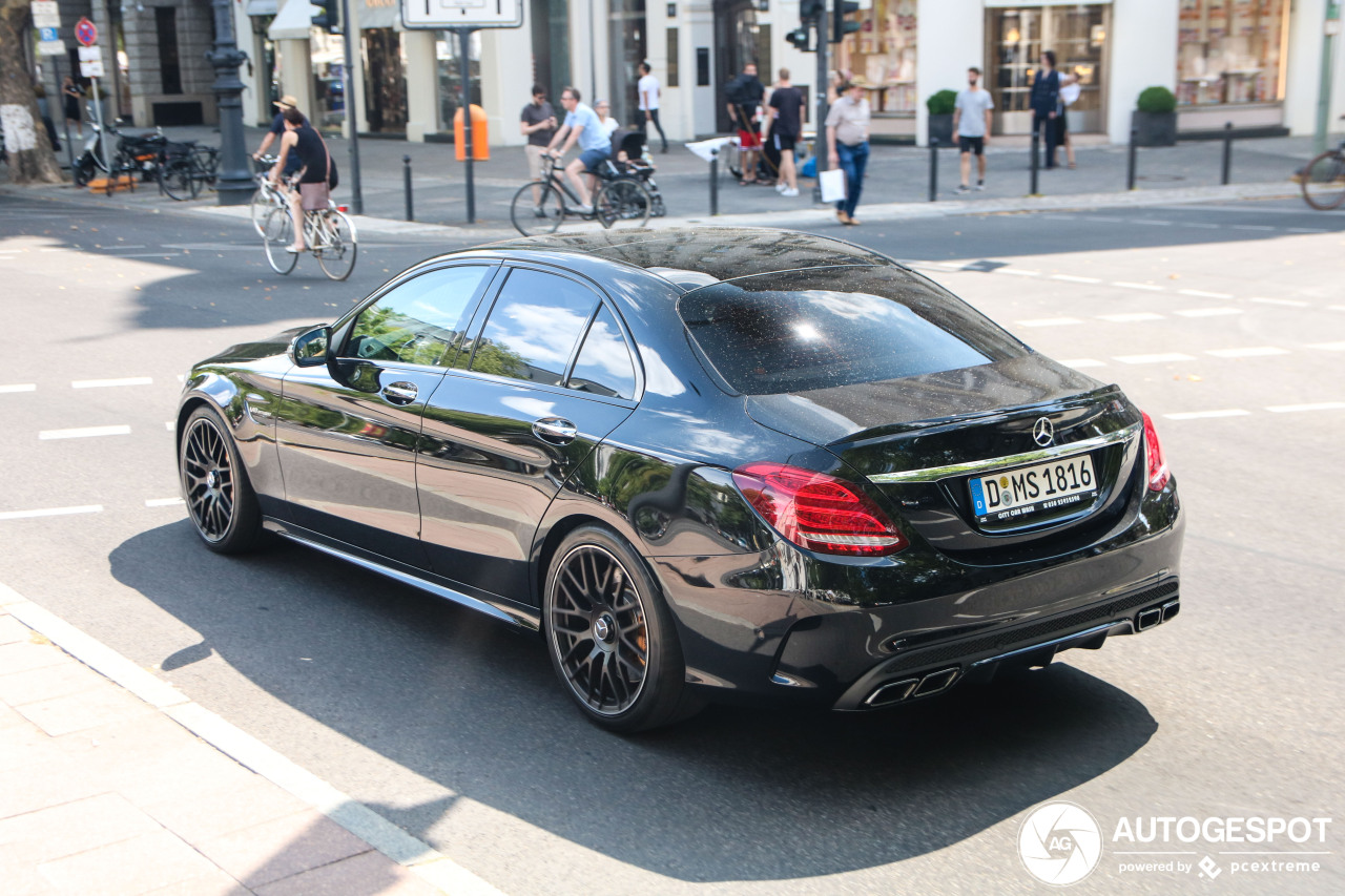 Mercedes-AMG C 63 S W205