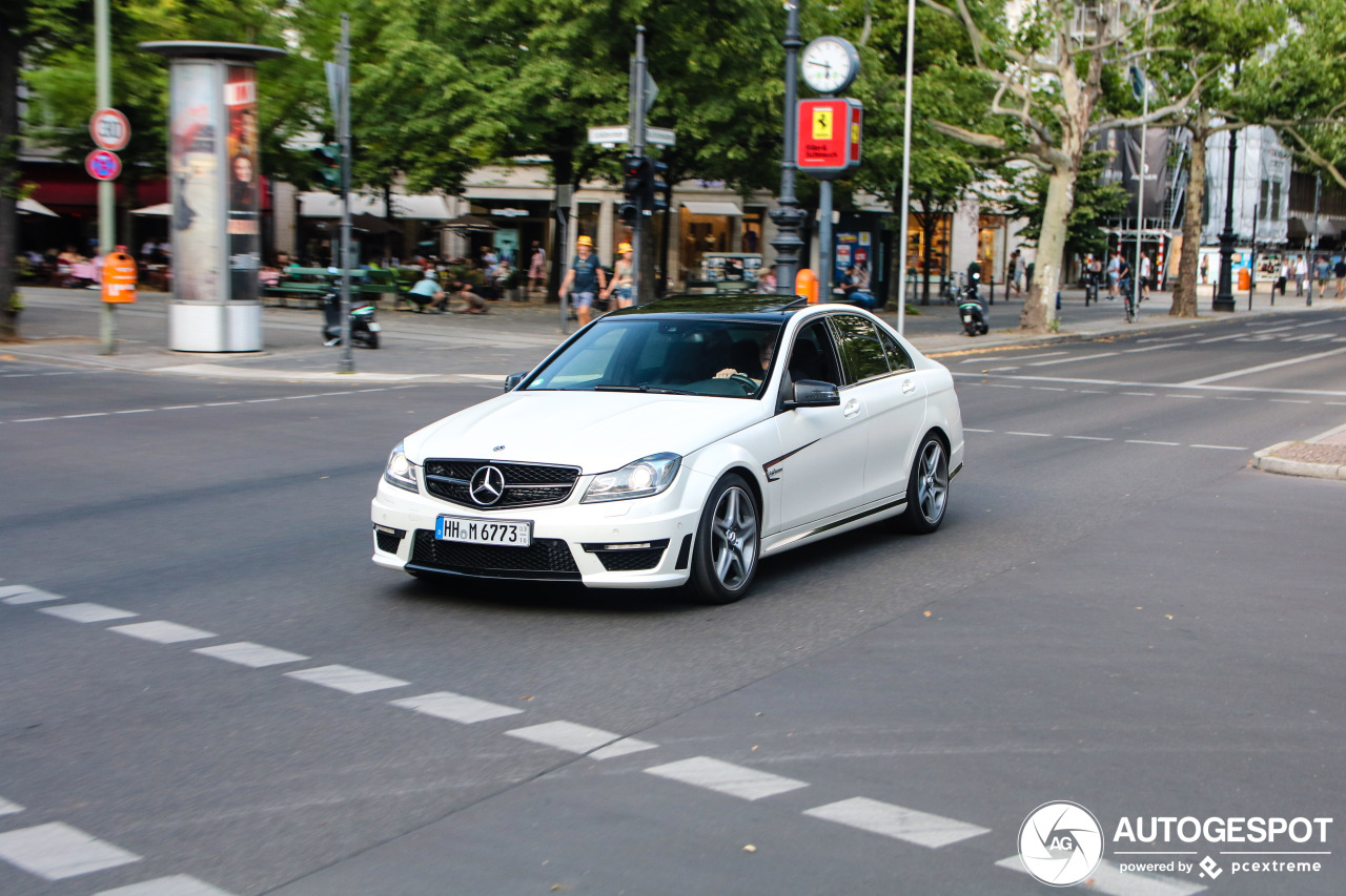 Mercedes-Benz C 63 AMG W204 2012