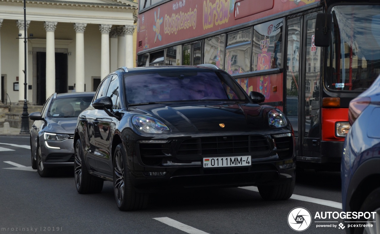 Porsche 95B Macan GTS