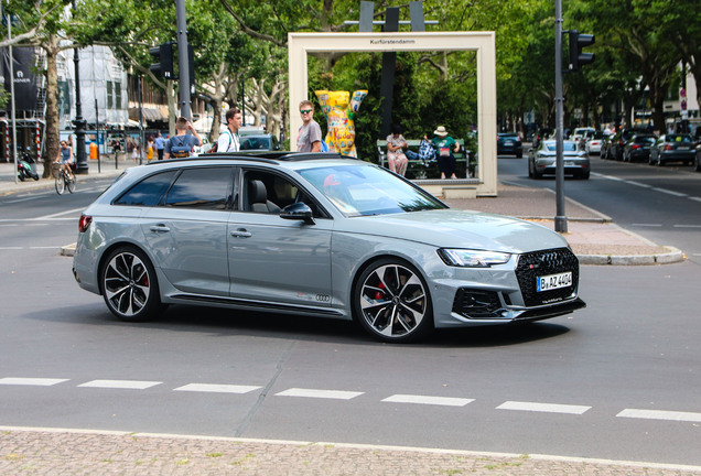 Audi RS4 Avant B9