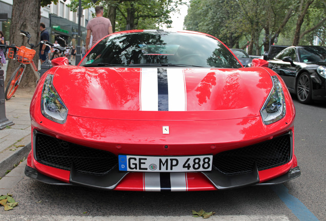 Ferrari 488 Pista