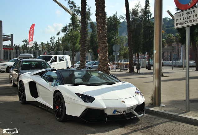 Lamborghini Aventador LP700-4 Roadster