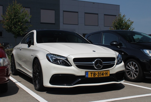 Mercedes-AMG C 63 S Coupé C205