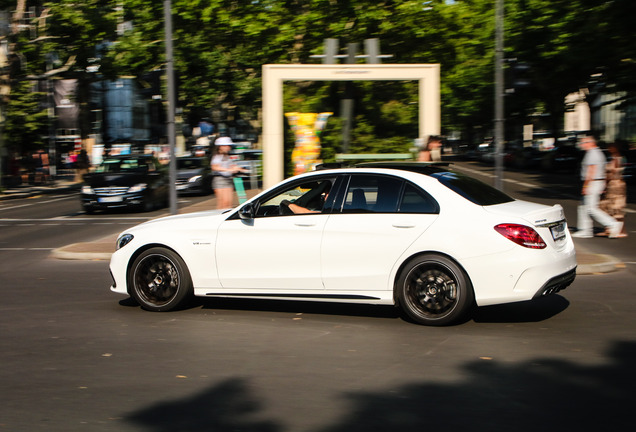 Mercedes-AMG C 63 W205