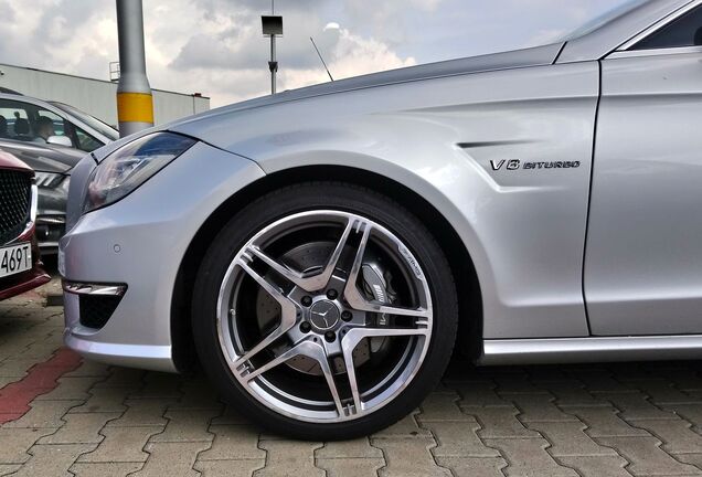 Mercedes-Benz CLS 63 AMG C218