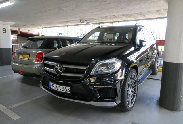 Mercedes-Benz GL 63 AMG X166