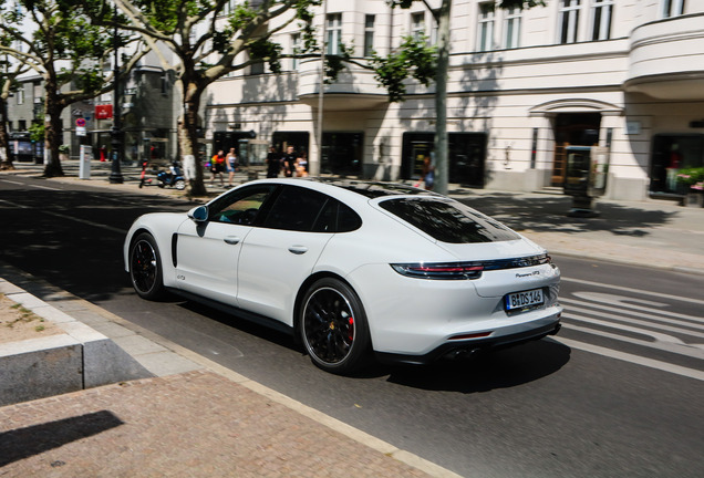 Porsche 971 Panamera GTS MkI