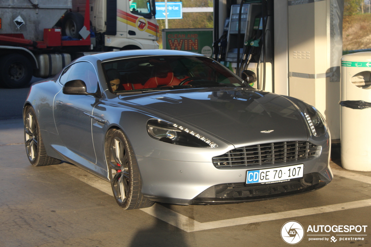 Aston Martin DB9 2013