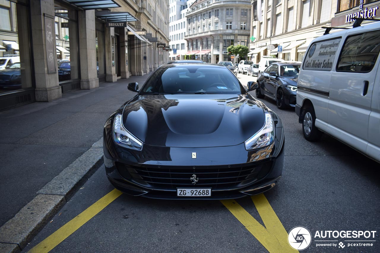 Ferrari GTC4Lusso T