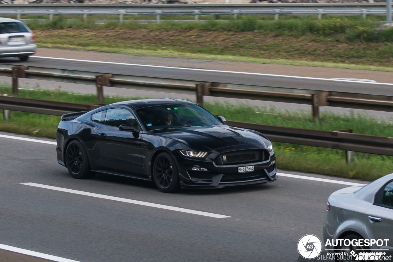 Ford Mustang Shelby GT350 2015