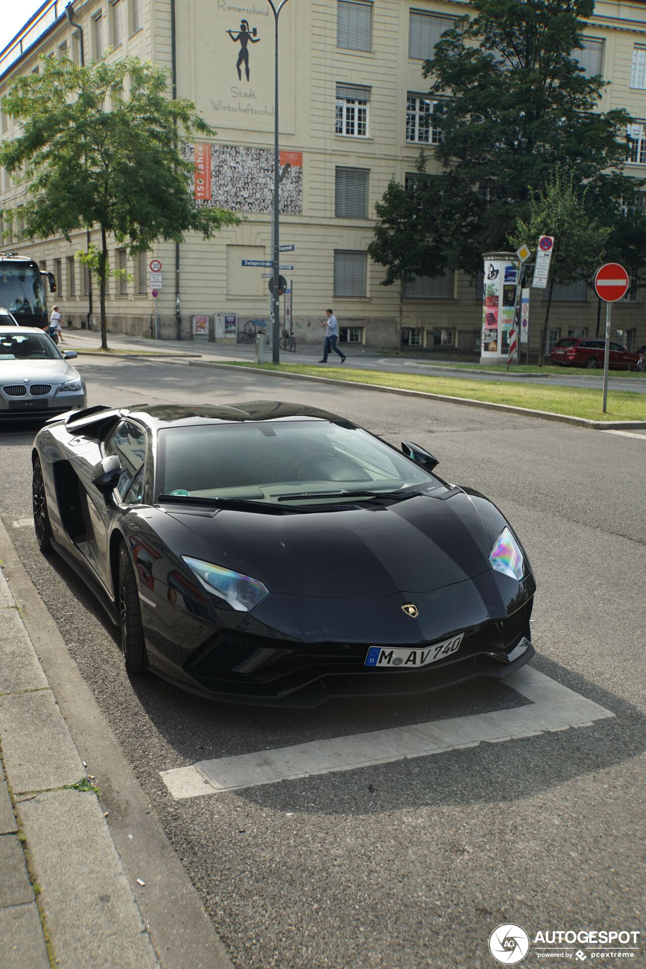 Lamborghini Aventador S LP740-4 Roadster