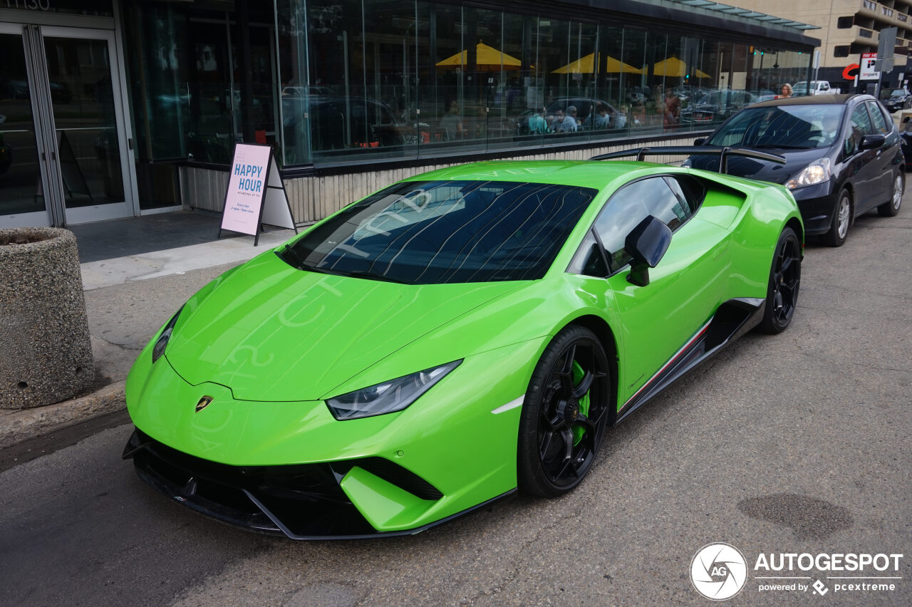 Lamborghini Huracán LP640-4 Performante