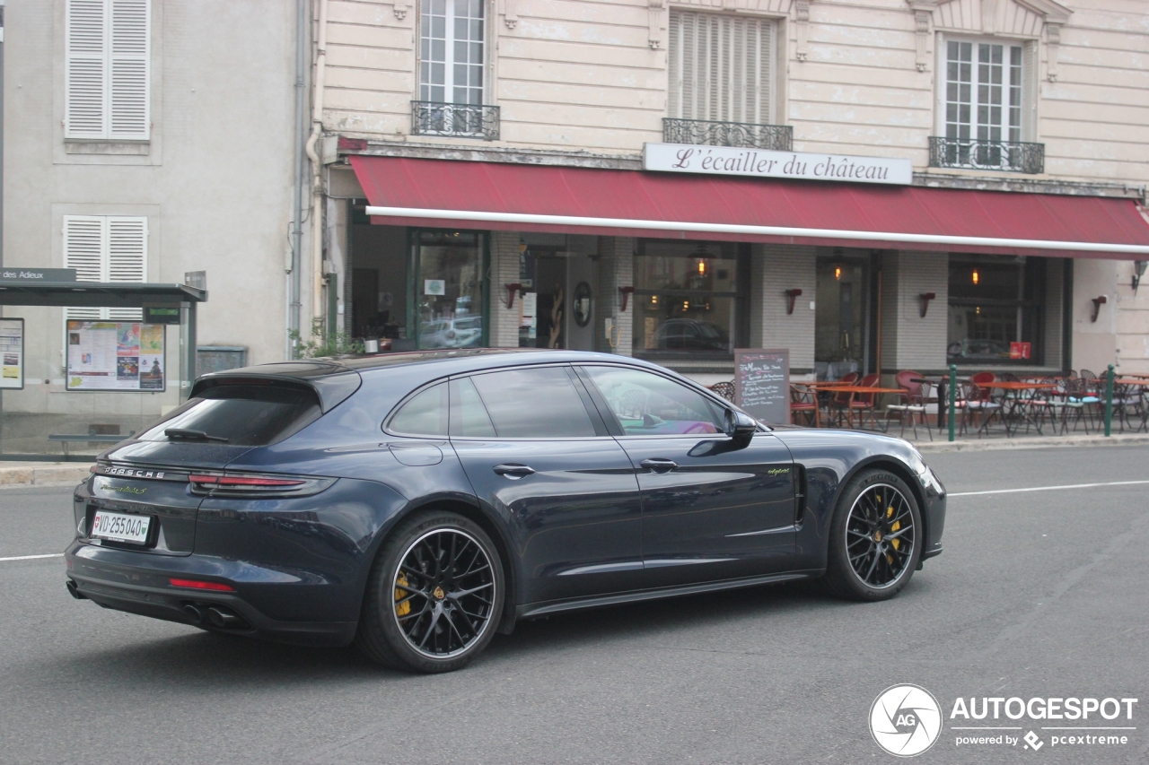 Porsche 971 Panamera Turbo S E-Hybrid Sport Turismo