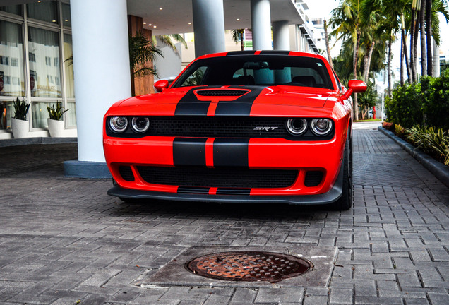 Dodge Challenger SRT Hellcat