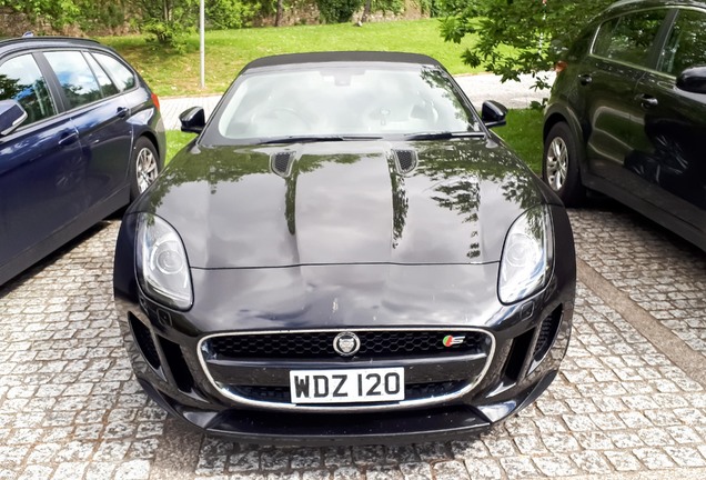 Jaguar F-TYPE S Convertible