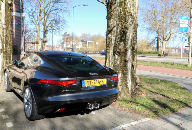 Jaguar F-TYPE S Coupé