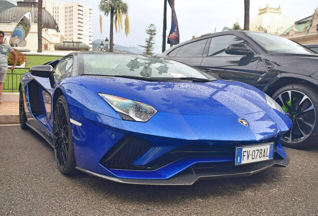 Lamborghini Aventador S LP740-4 Roadster