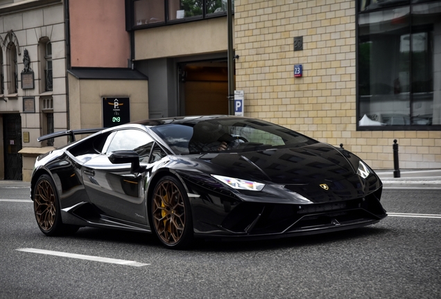 Lamborghini Huracán LP640-4 Performante