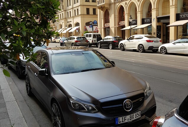 Mercedes-Benz Brabus 850 6.0 Biturbo W212