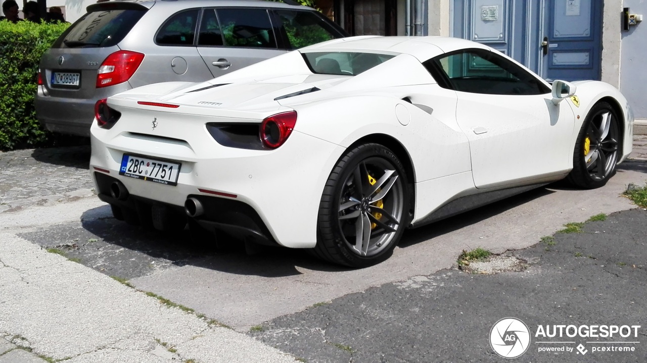 Ferrari 488 Spider