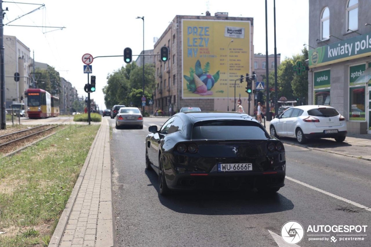 Ferrari GTC4Lusso