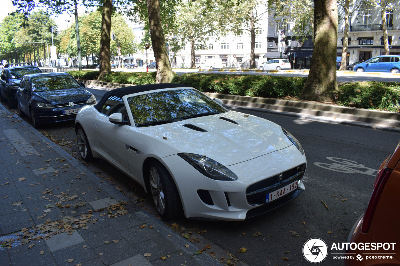 Jaguar F-TYPE S Convertible