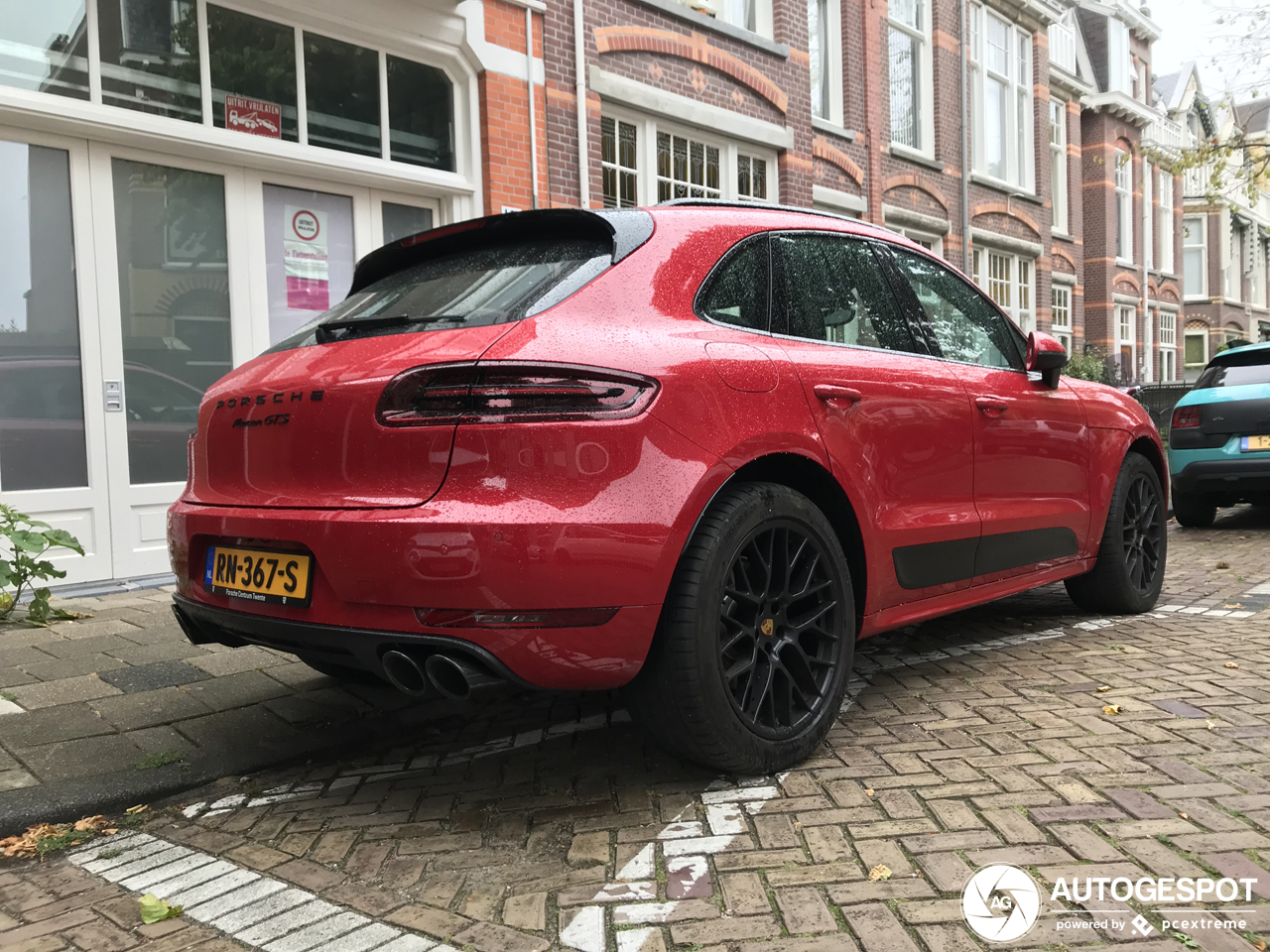 Porsche 95B Macan GTS