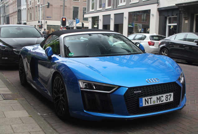 Audi R8 V10 Spyder 2016