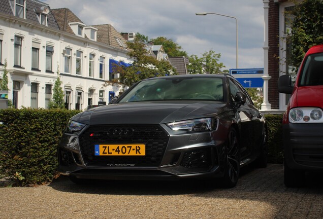 Audi RS4 Avant B9