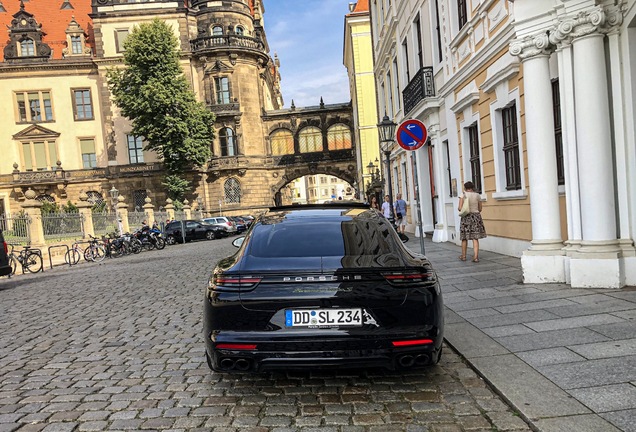 Porsche 971 Panamera Turbo S E-Hybrid