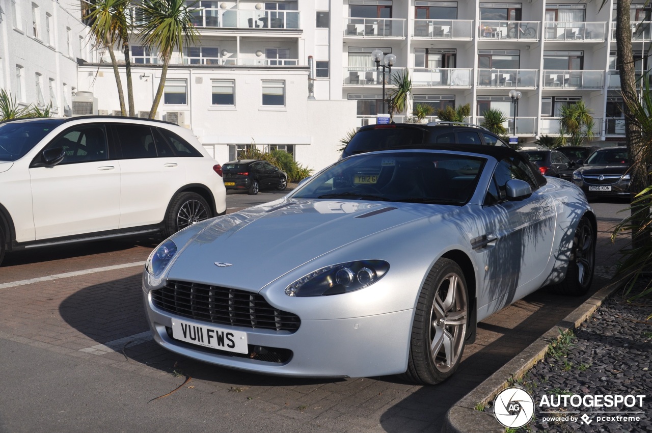 Aston Martin V8 Vantage Roadster