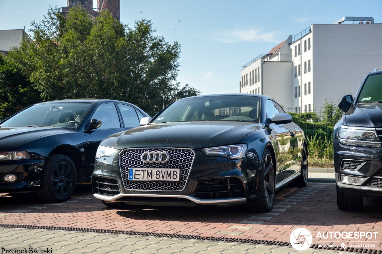 Audi RS5 B8 2012