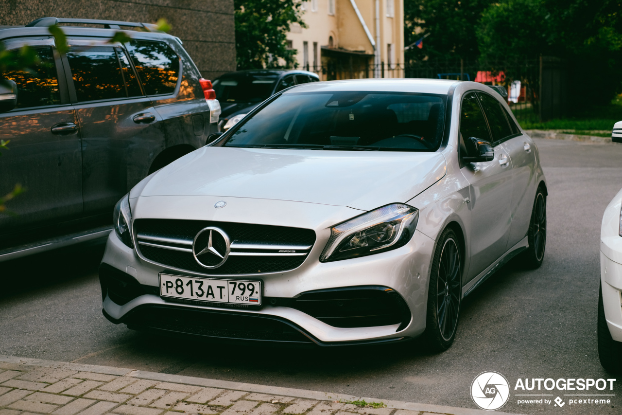 Mercedes-AMG A 45 W176 2015