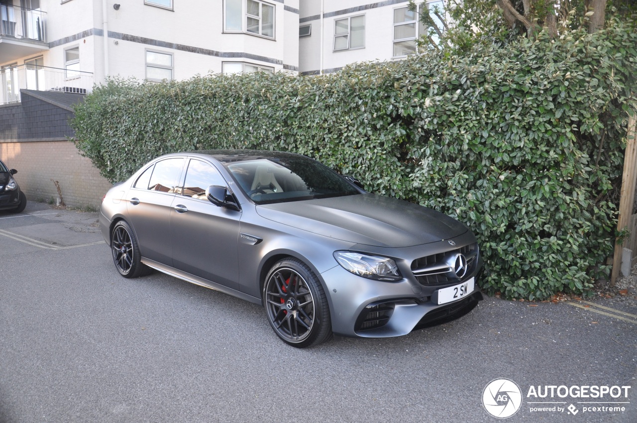 Mercedes-AMG E 63 S W213