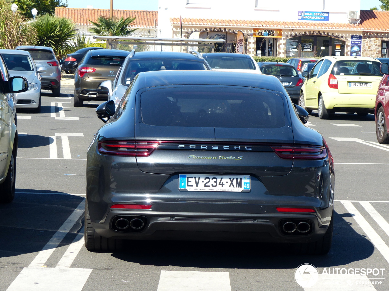 Porsche 971 Panamera Turbo S E-Hybrid