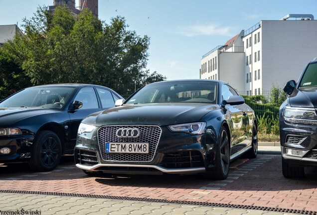 Audi RS5 B8 2012