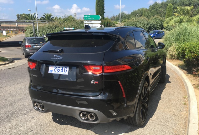 Jaguar F-PACE SVR