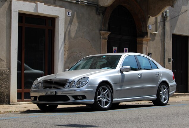 Mercedes-Benz E 55 AMG