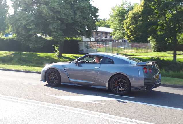 Nissan GT-R 2017