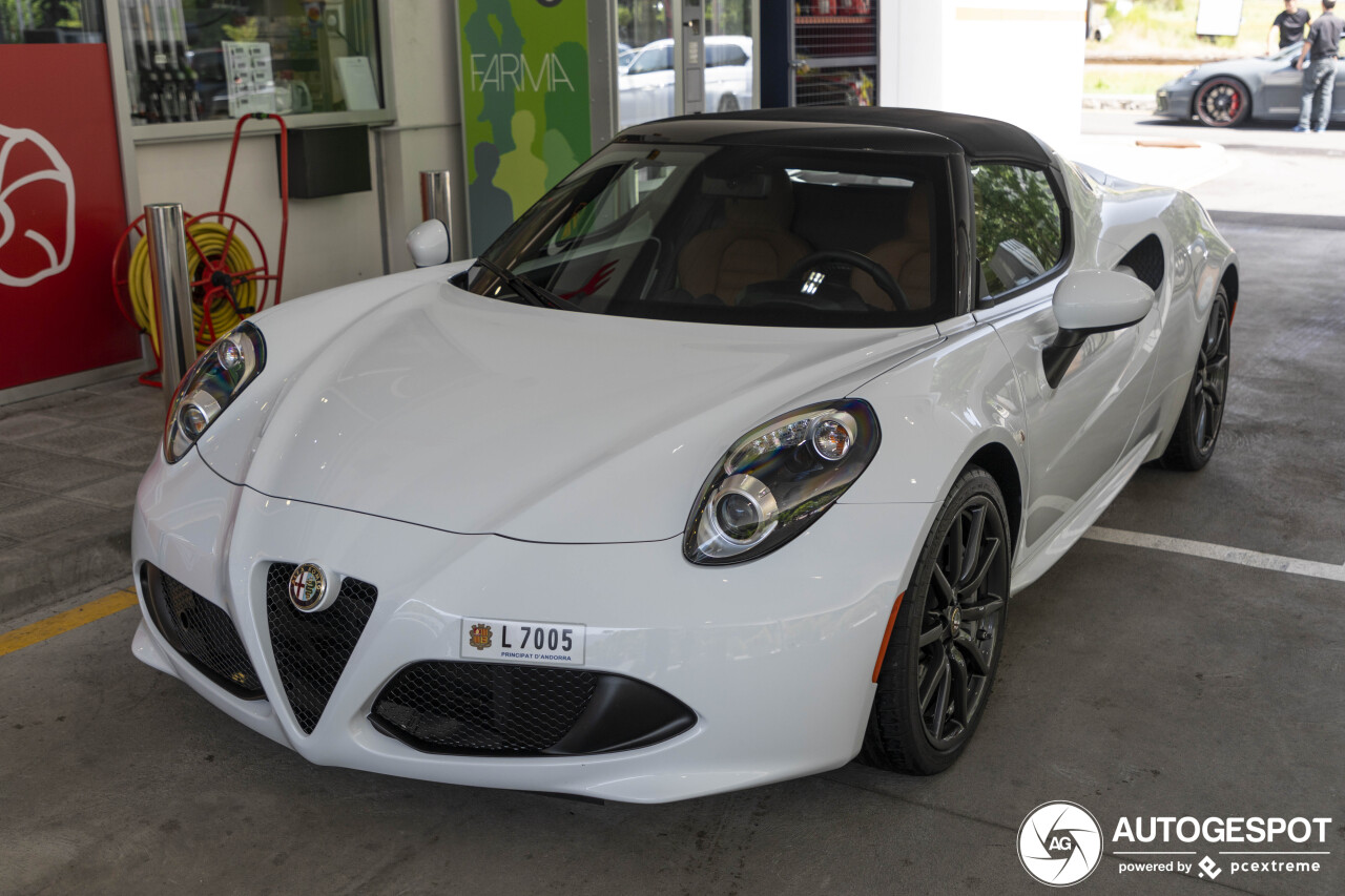 Alfa Romeo 4C Spider